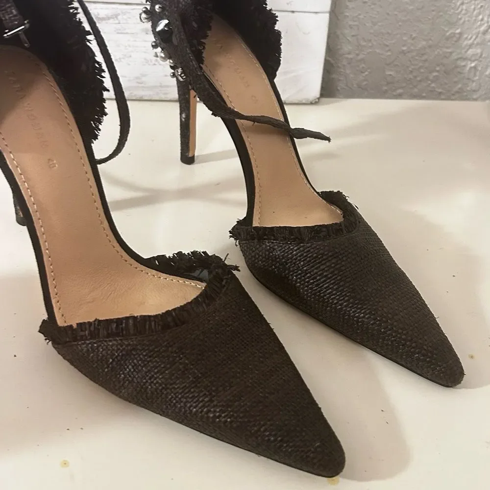 Zara | woman pointed toe Shoes size 40